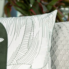 CAPA SILK HOME 600 COM BORDADO E APLICACAO 43 cm x 43 cm