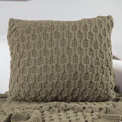 CAPA TRICOT BOSSA BEGE CAMELO 50 cm x 50 cm