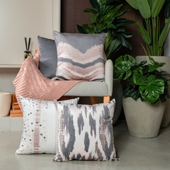 CAPA VELUDO LUXOR 312 COM BORDADO 43 cm x 43 cm