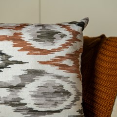 CAPA VELUDO LUXOR 324 43 cm x 43 cm