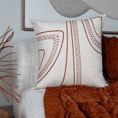 CAPA CONCEPT 502 COM BORDADO 50 cm x 50 cm