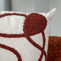 CAPA CONCEPT 541 COM BORDADO 50 cm x 50 cm