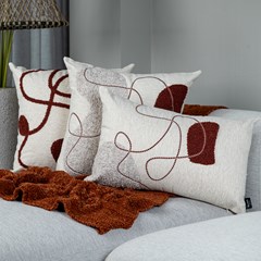 CAPA CONCEPT 542 COM BORDADO 35 cm x 55 cm