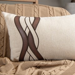 CAPA CONCEPT 605 COM BORDADO E APLICACAO 35 cm x 55 cm