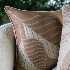 ALMOFADA RUSTIC LINEN 006 COM CORDONE 43 cm x 43 cm