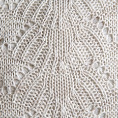 ALMOFADA TRICOT PREMIUM COQUILE LINHO 35 cm x 55 cm