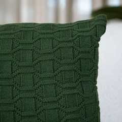 ALMOFADA TRICOT DIAMOND VERDE MILITAR 50 cm x 50 cm