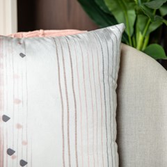 ALMOFADA VELUDO LUXOR 312 COM BORDADO 43 cm x 43 cm