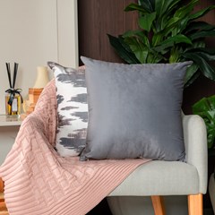 ALMOFADA VELUDO LUXOR 329 LISA CINZA 43 cm x 43 cm