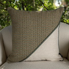 ALMOFADA CONCEPT 577 COM RECORTE E CORDONE 50 cm x 50 cm
