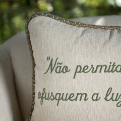 ALMOFADA CONCEPT 578 COM BORDADO E CORDONE 35 cm x 55 cm