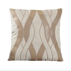 ALMOFADA CONCEPT 606 COM BORDADO E APLICACAO 50 cm x 50 cm