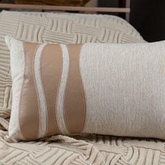 ALMOFADA CONCEPT 612 COM BORDADO E APLICACAO 35 cm x 55 cm