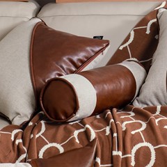 ALMOFADA CONCEPT ROLINHO 620 COM RECORTE E CORDONE 46 cm x 15 cm