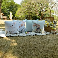 ALMOFADA PASCOA 139 COM CORDONE 43 cm x 43 cm