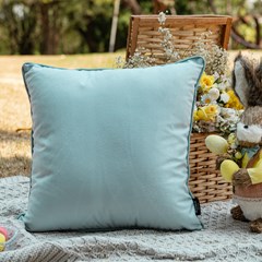 ALMOFADA PASCOA 140 COM CORDONE 43 cm x 43 cm