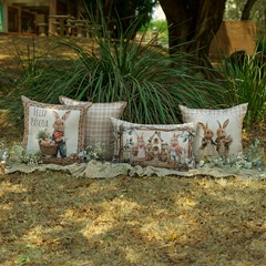 ALMOFADA PASCOA 152 COM ABA 43 cm x 43 cm