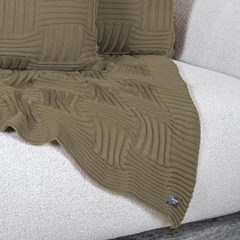 MANTA TRICOT CESTINO BEGE CAMELO 0,90 m x 1,80 m.