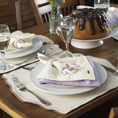 GUARDANAPO PASCOA LAVANDAS 098 COM BORDADO 43 cm x 43 cm